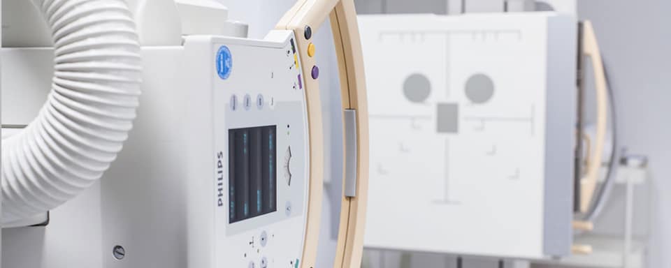 Abbildung-eines-Geraetes-das-zum-Roentgen-eingesetzt-wird